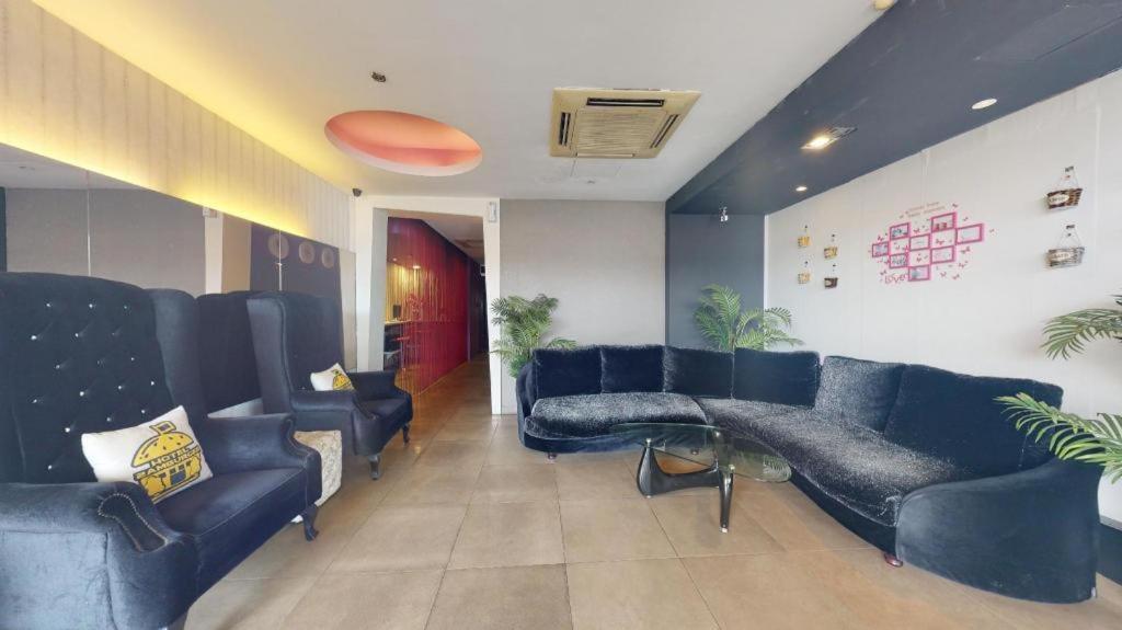 Hotel Zamburger Bliss Τζόχορ Μπάχρου Εξωτερικό φωτογραφία
